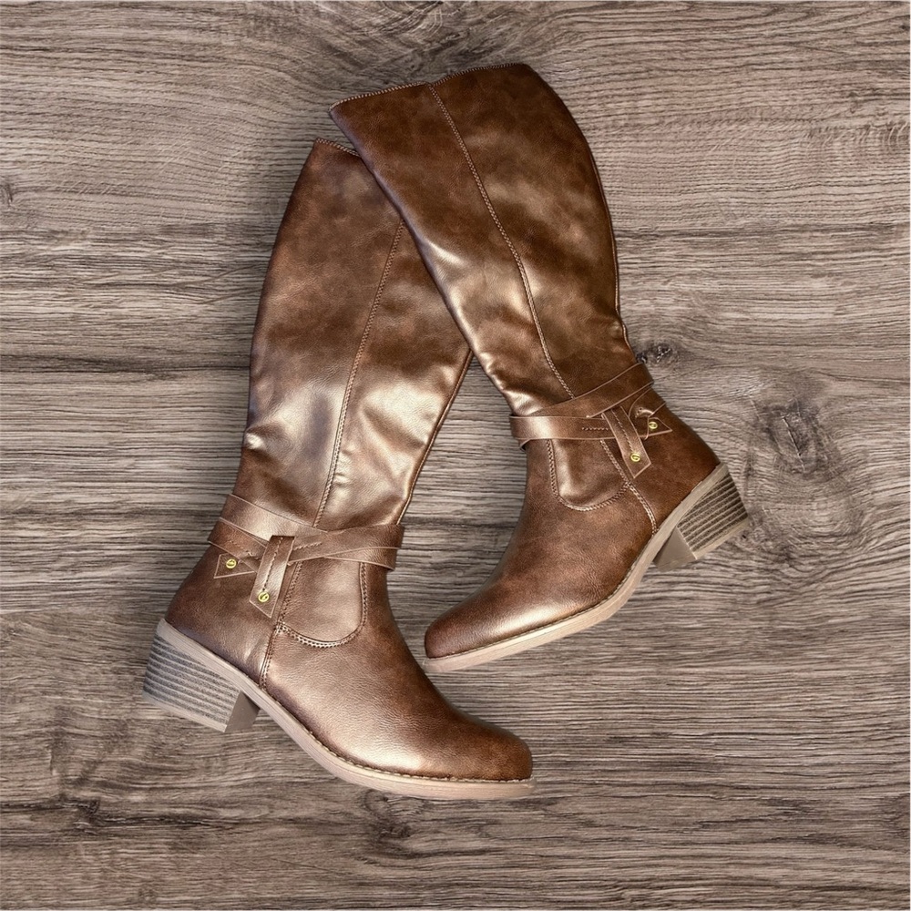 Easy Street Brown Anissa Faux Leather Knee-High Boots NWOT Size 10M